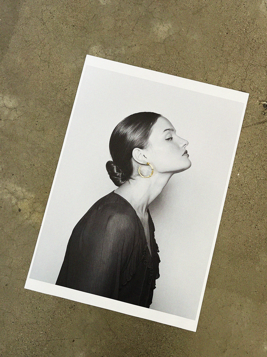 AROS DORADOS PIEDRA MORADA