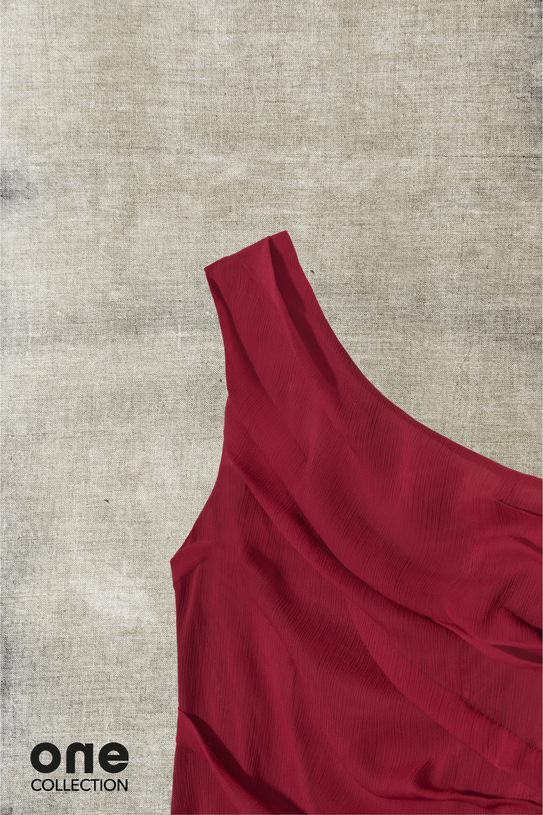 ASYMMETRICAL TOP CARLA