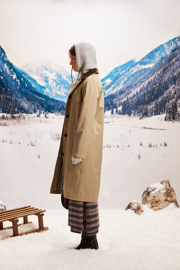 STUDDED LEATHER SHOPPER BAG