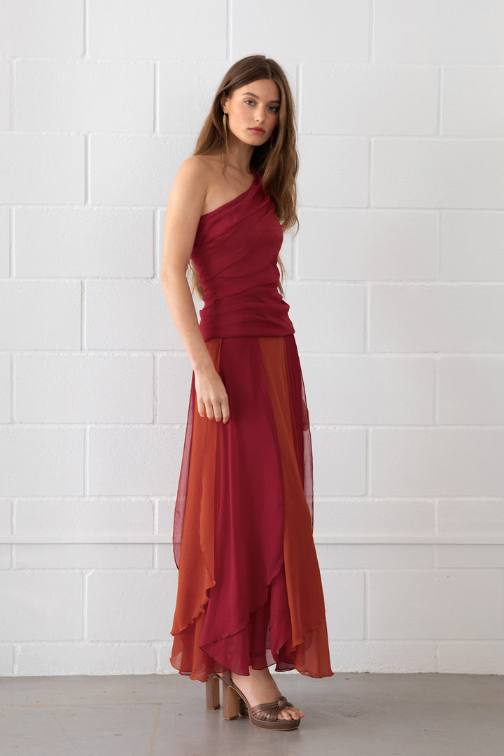 ASYMMETRICAL TOP CARLA