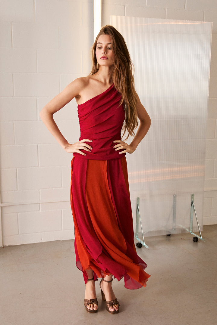 ASYMMETRICAL TOP CARLA