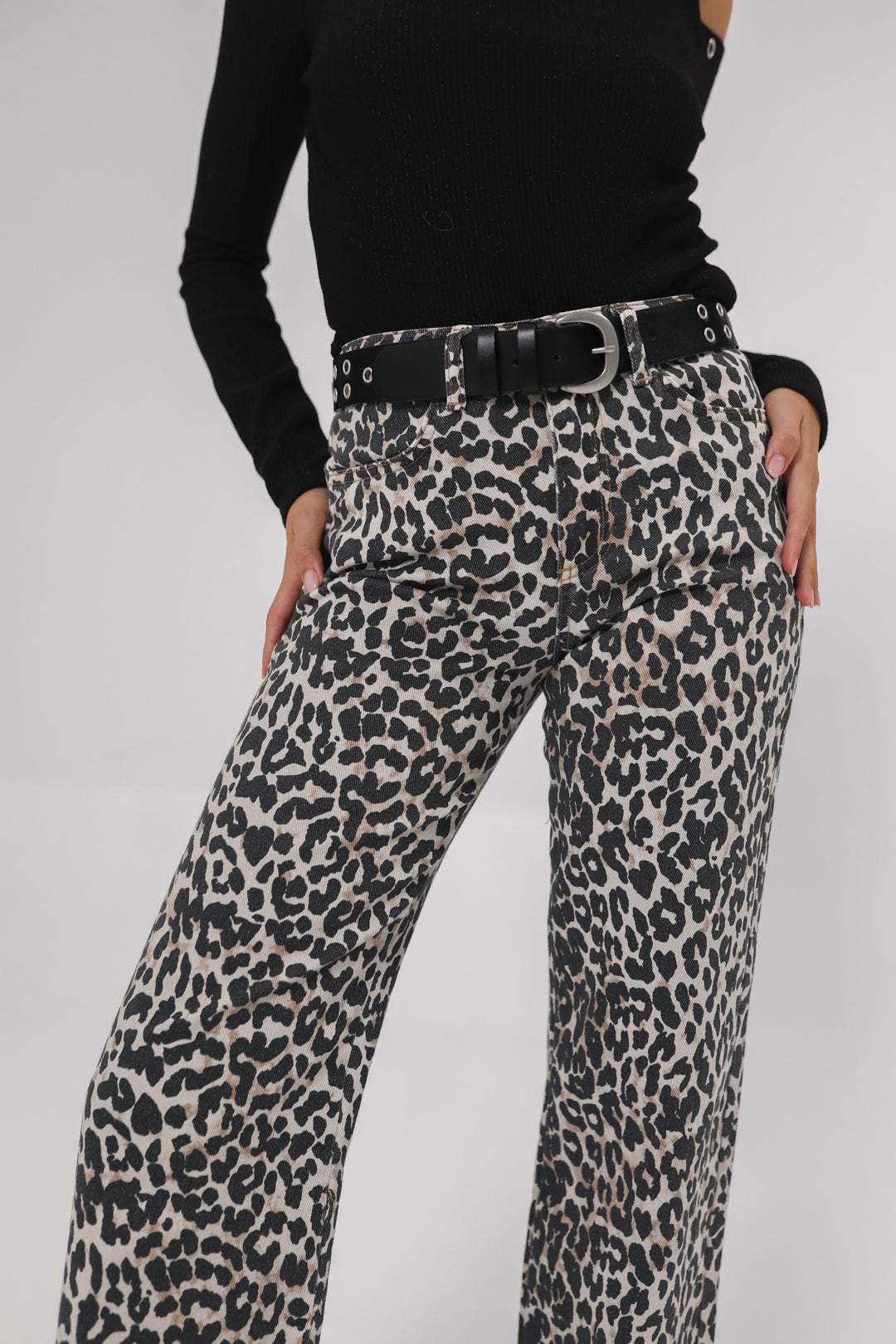 LEOPARD JEANS