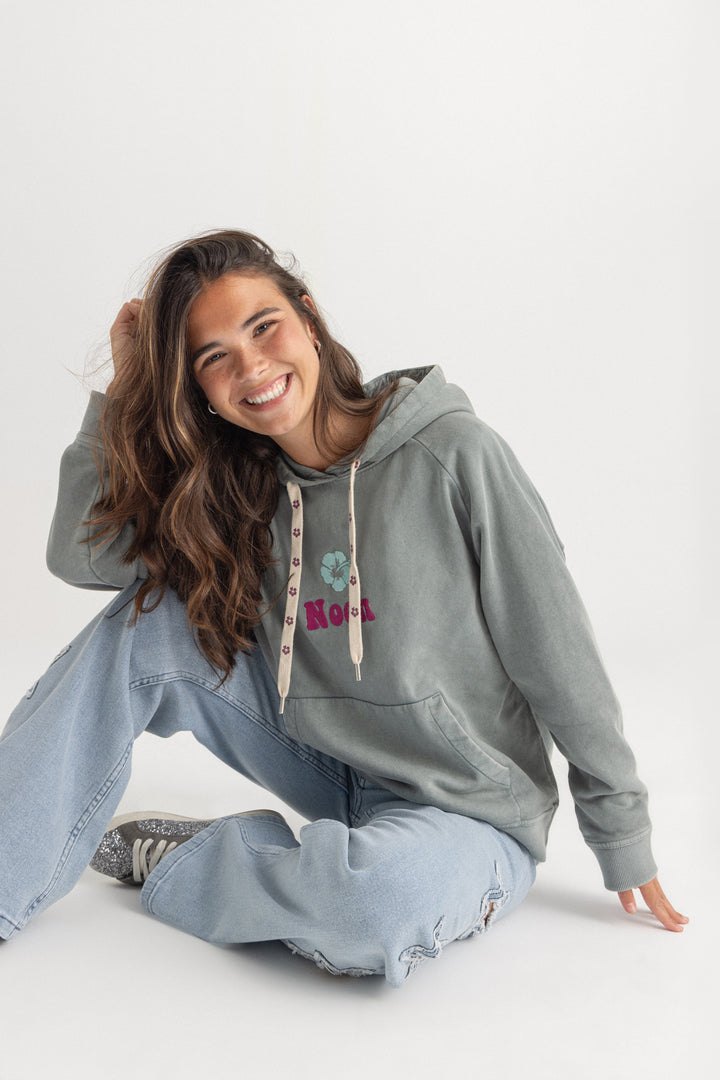 CALÇA DE GANGUE CORTADA A LASER COM ESTRELAS