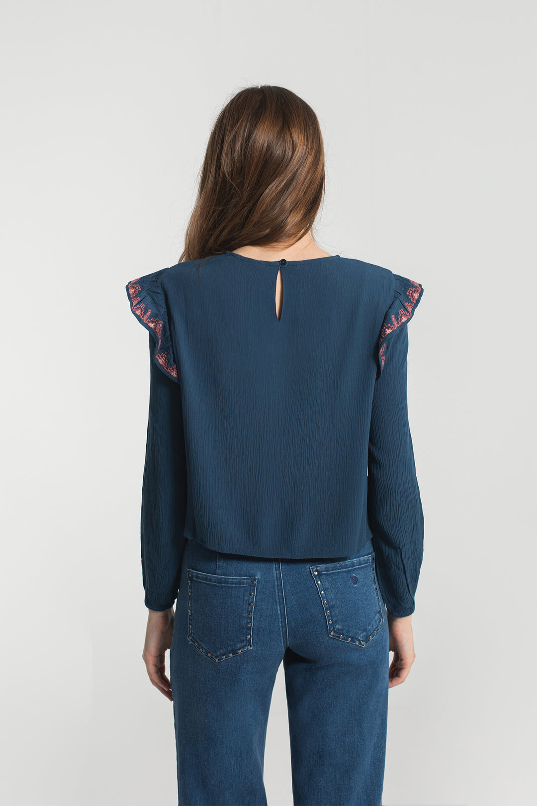 BLUSA CORAL BORDADOS