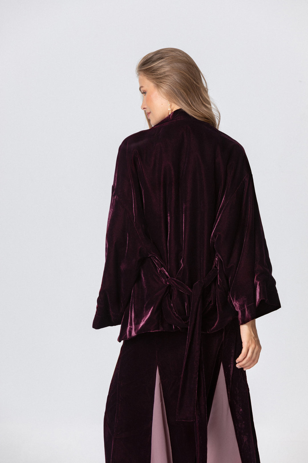 SHORT VELVET KIMONO