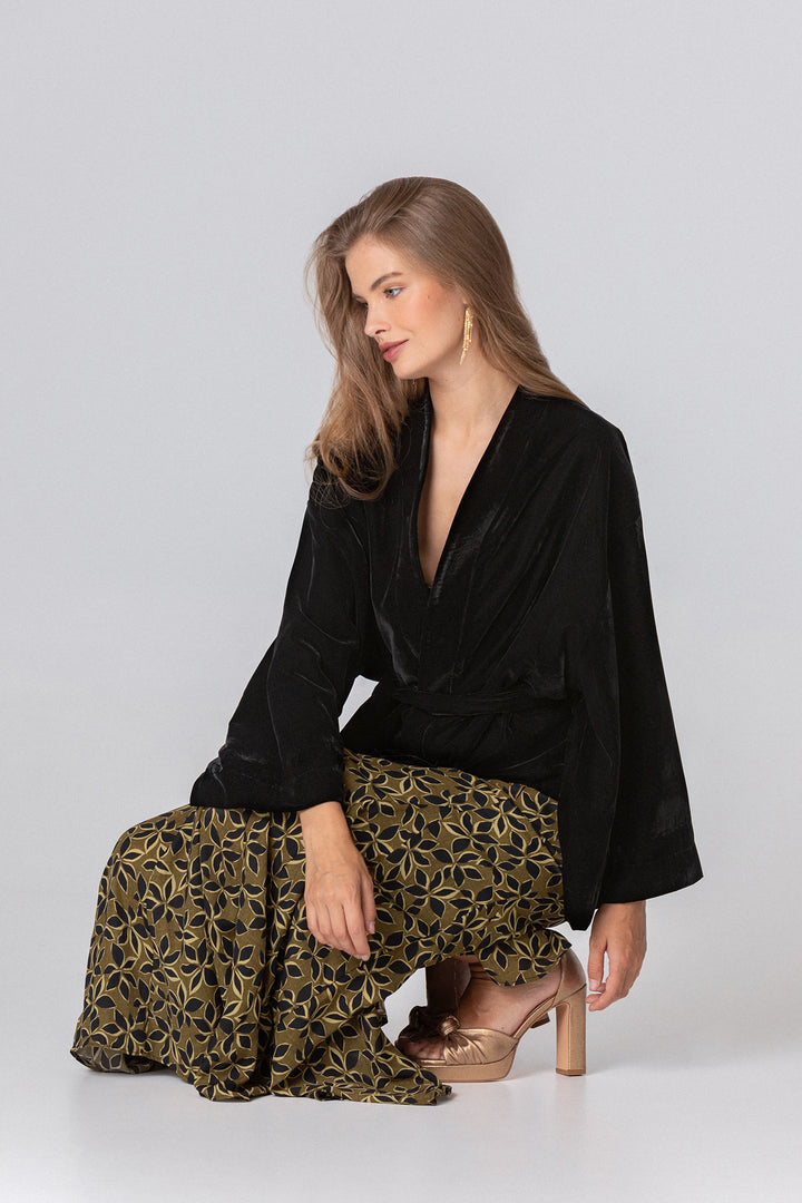 SHORT VELVET KIMONO