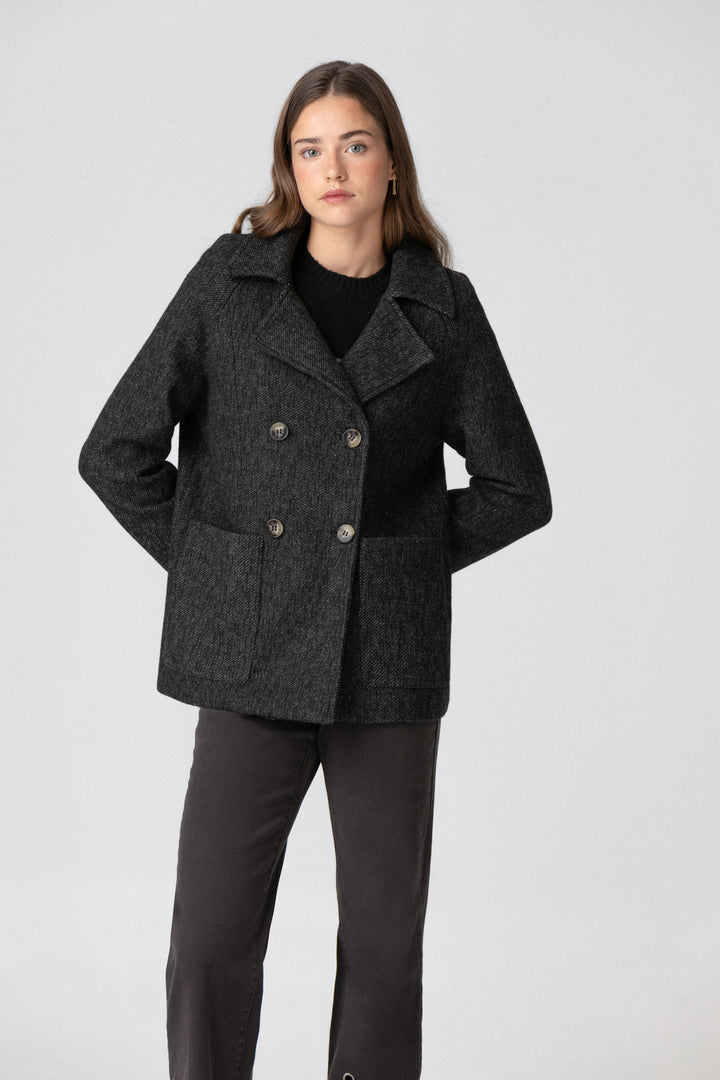 SHORT DOUBLE-BREATHED MARBLE COAT