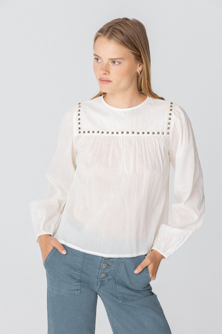 COTTON BLOUSE WITH STUDS