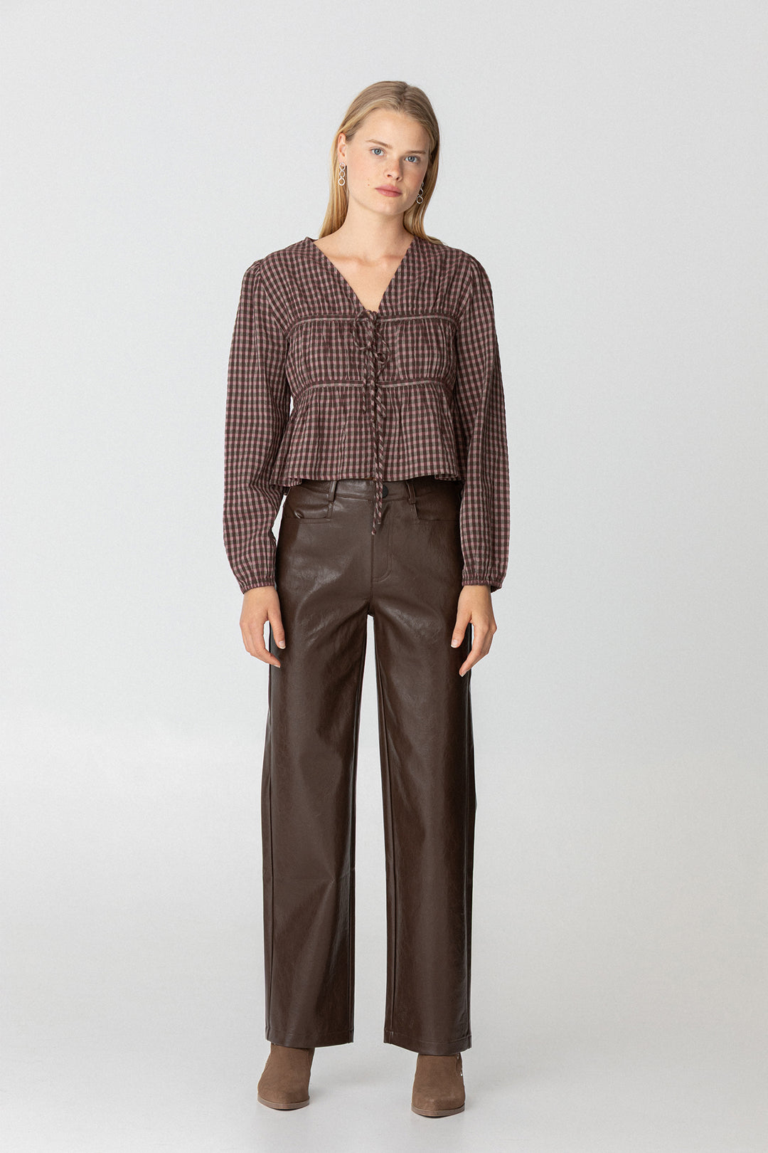 Gathered blouse with bows