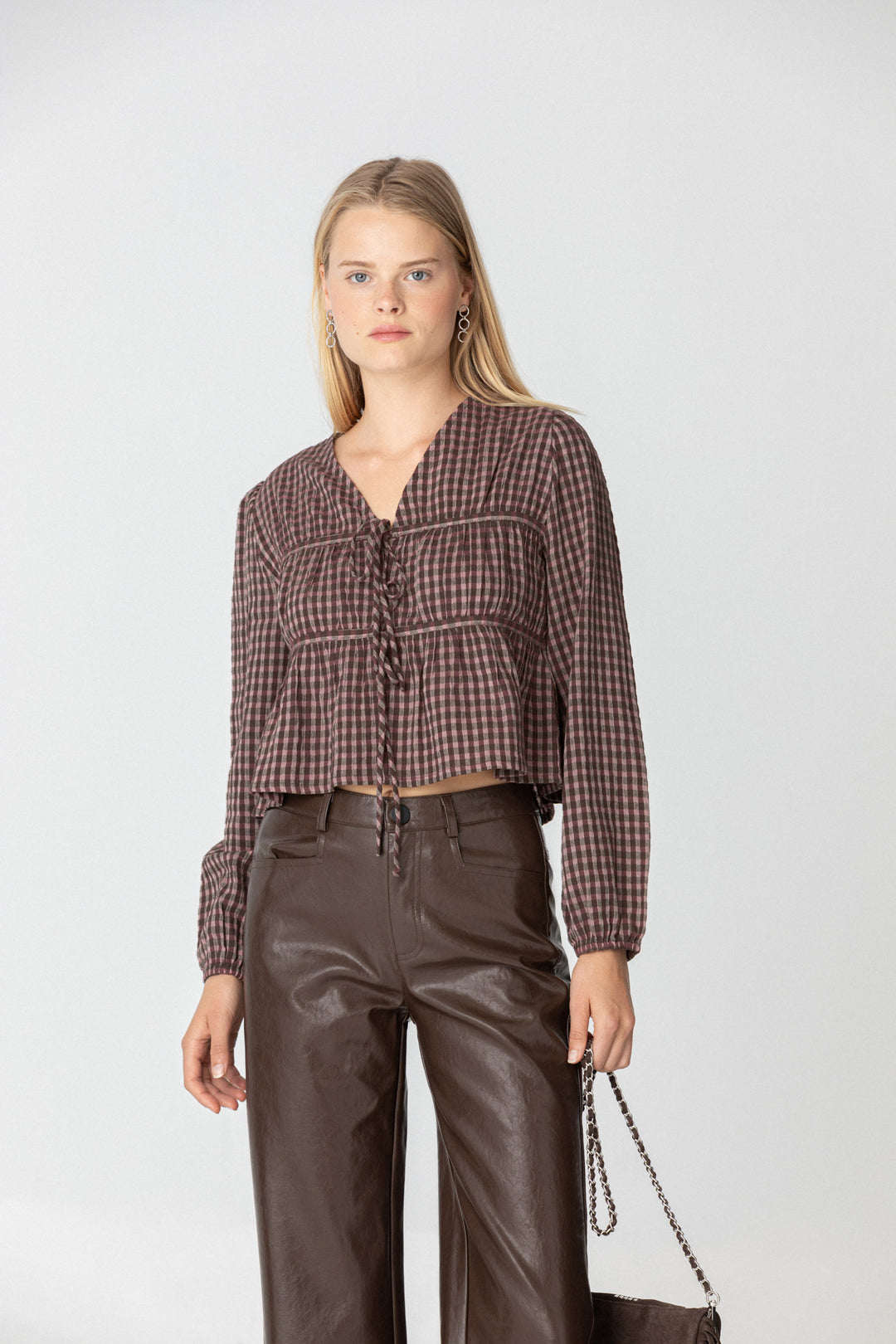 Gathered blouse with bows