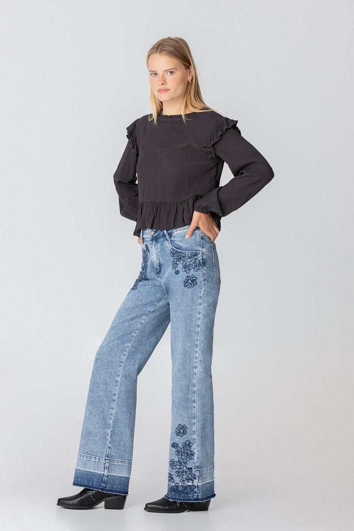 RUFFLED BLOUSE WITH DETAILS