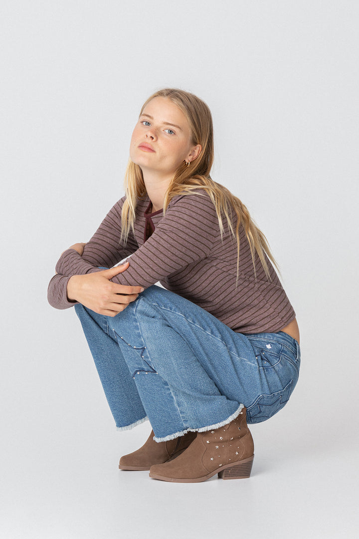 STRIPED OPENING T-SHIRT