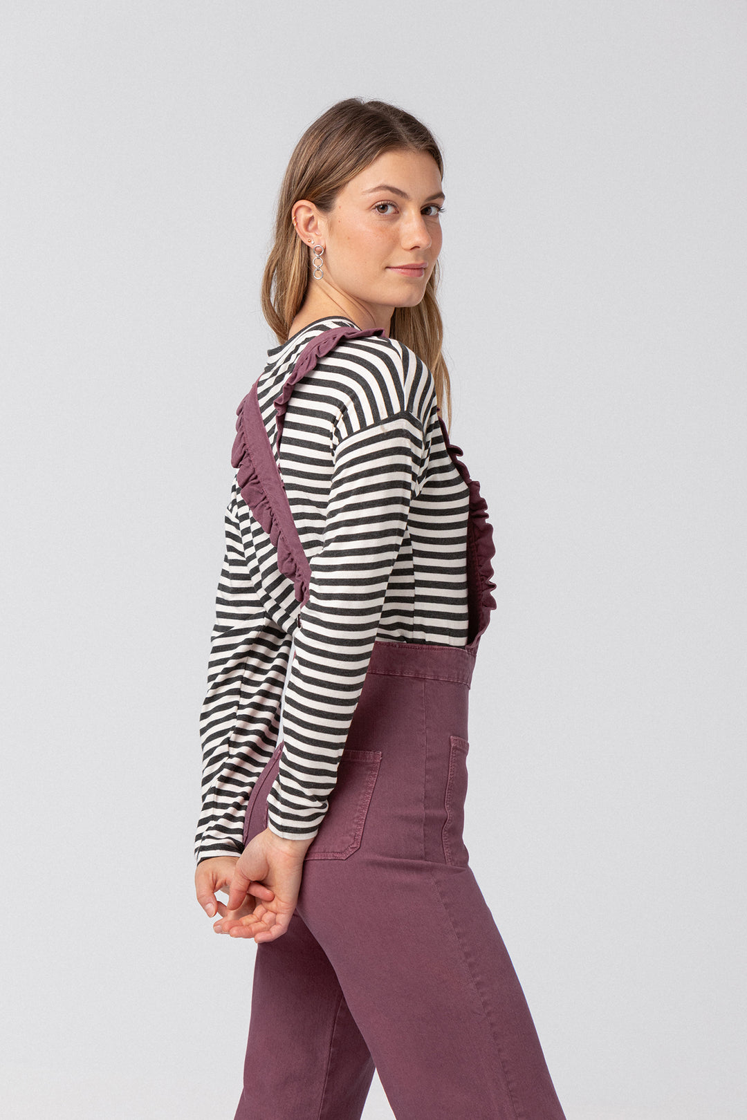 Long-sleeved striped T-shirt