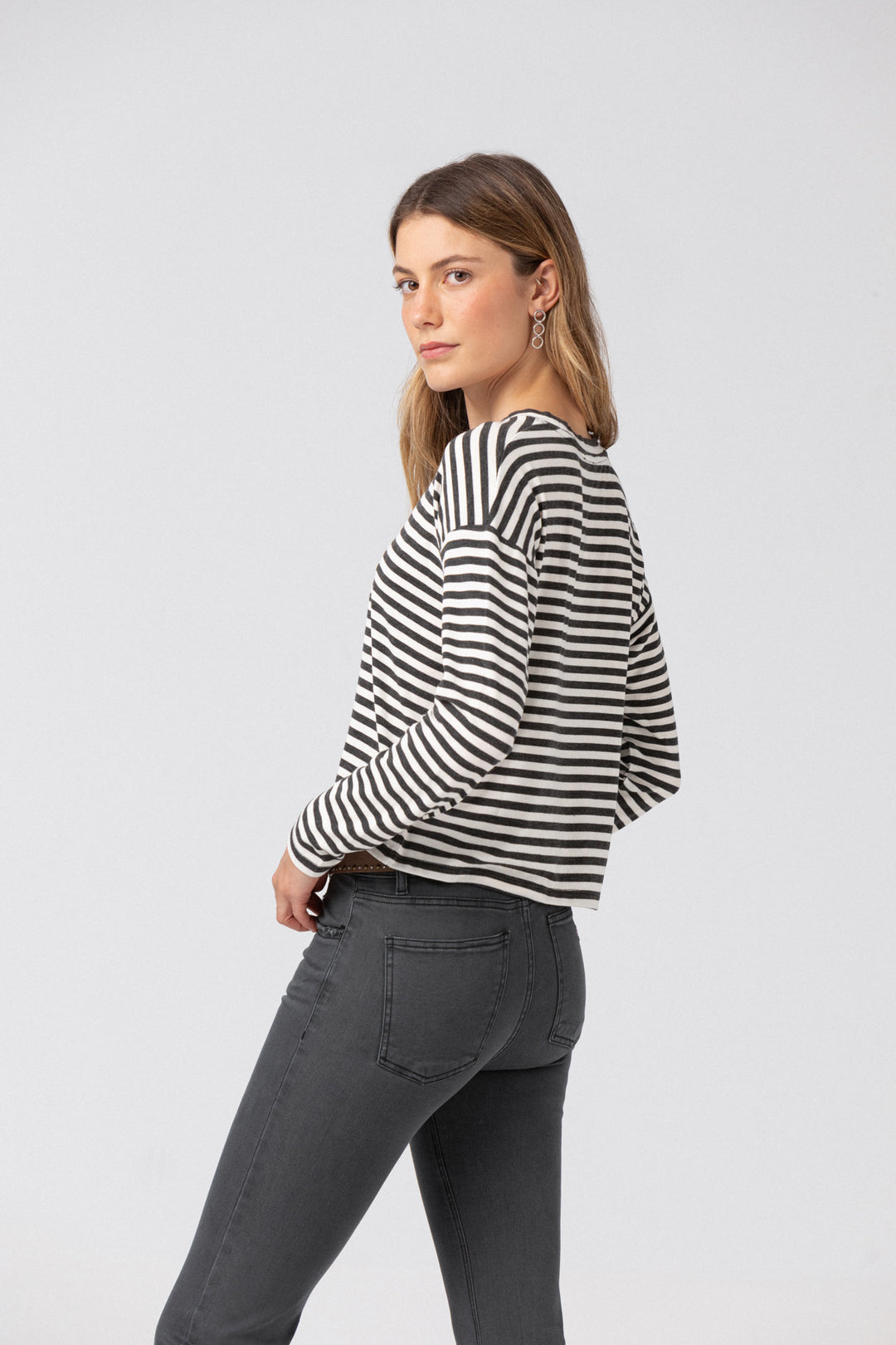 Long-sleeved striped T-shirt