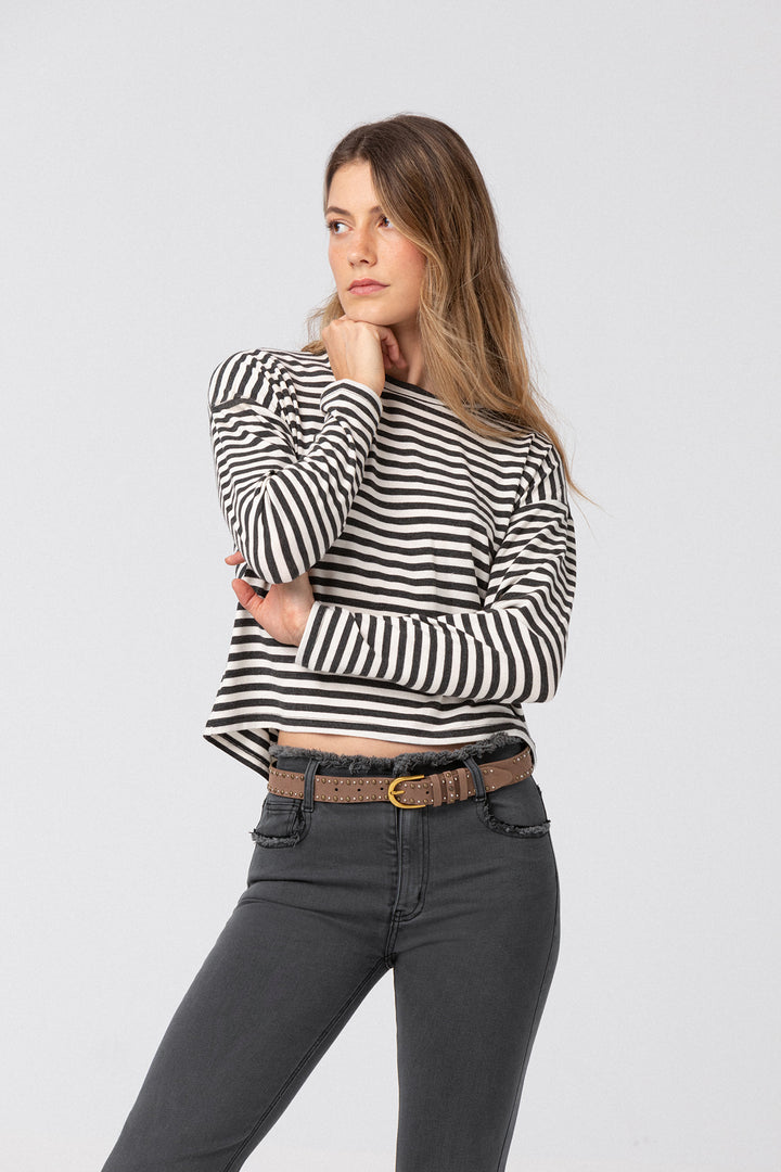 Long-sleeved striped T-shirt