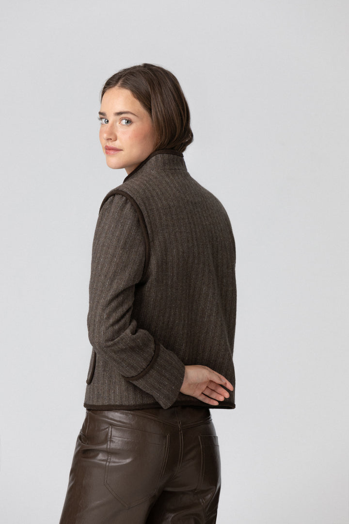 CHAQUETA AUSTRIACA RAYAS ESPIGA