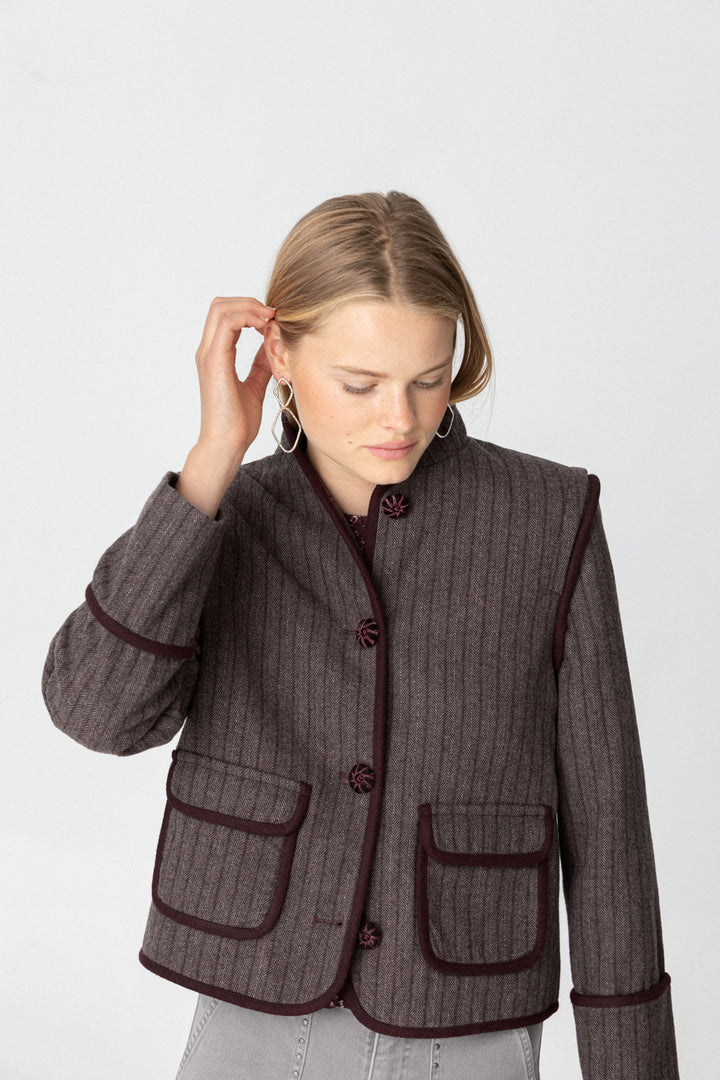 CHAQUETA AUSTRIACA RAYAS ESPIGA