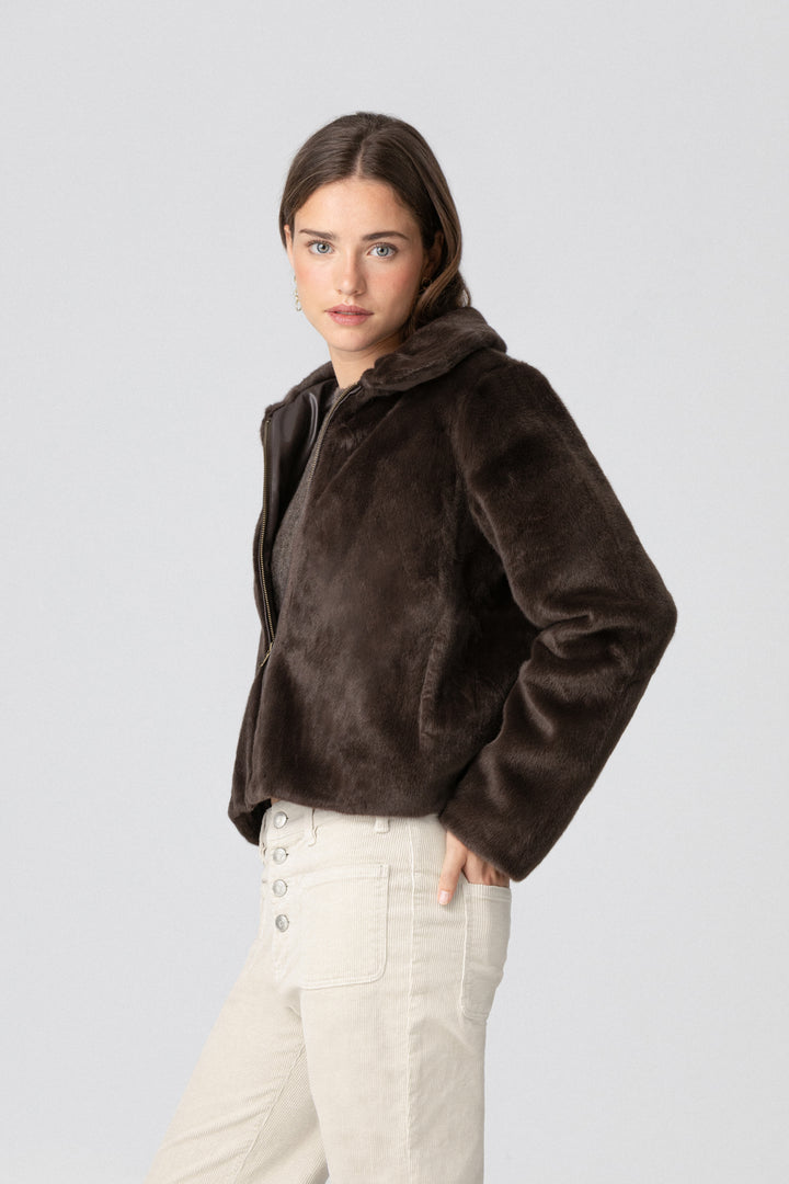 FUR JACKET WITH COLLAR