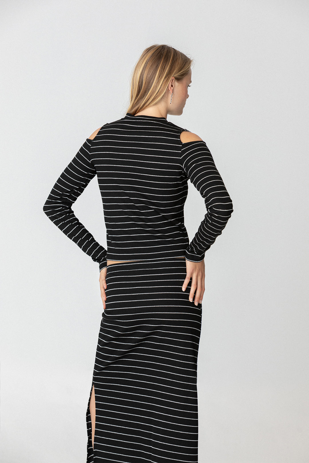 FALDA MIDI RAYAS LUREX