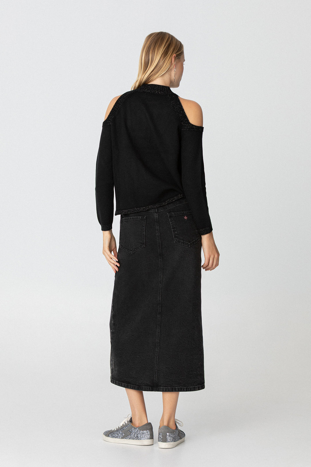 FALDA MIDI TACHUELAS DENIM