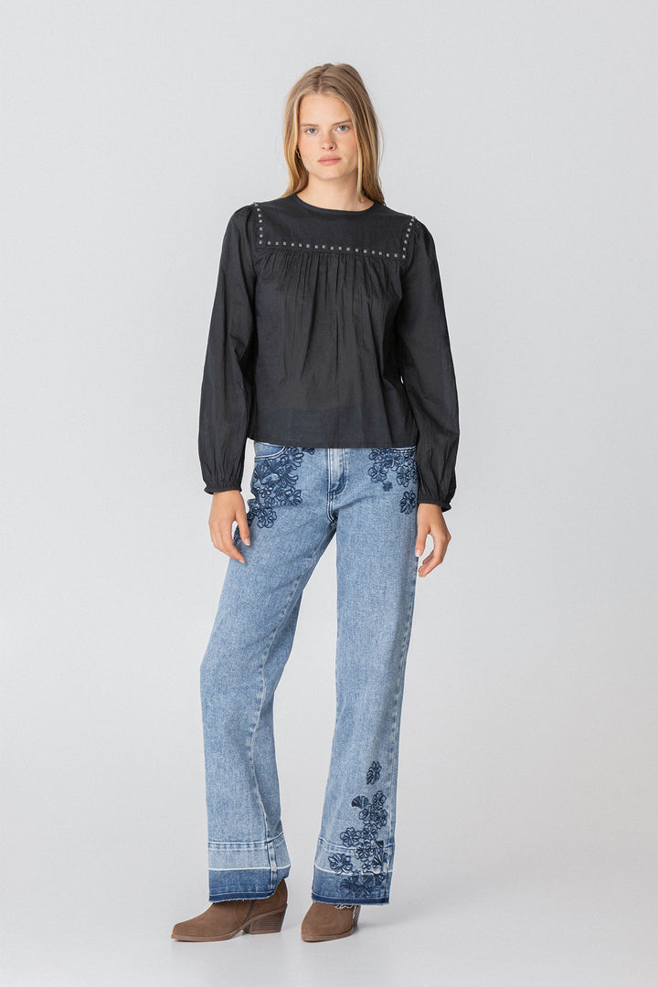 JEANS BORDADOS FLORES