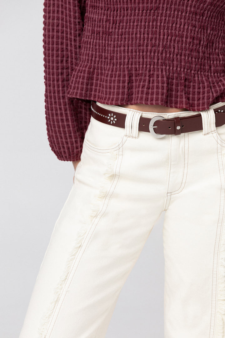 CONTRAST FRINGE STITCH JEANS