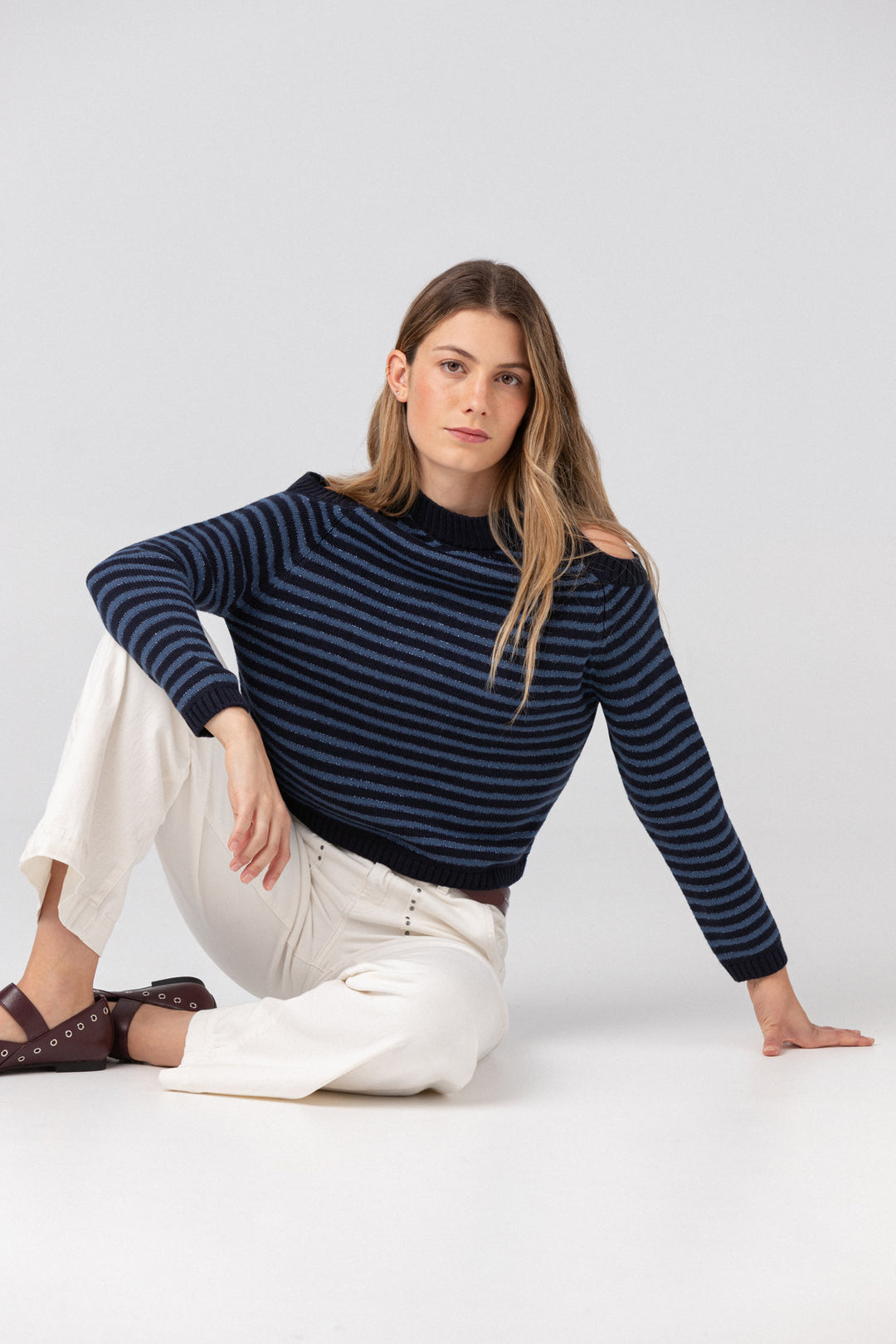 CULOTTE JEANS WITH STUDDED POCKET