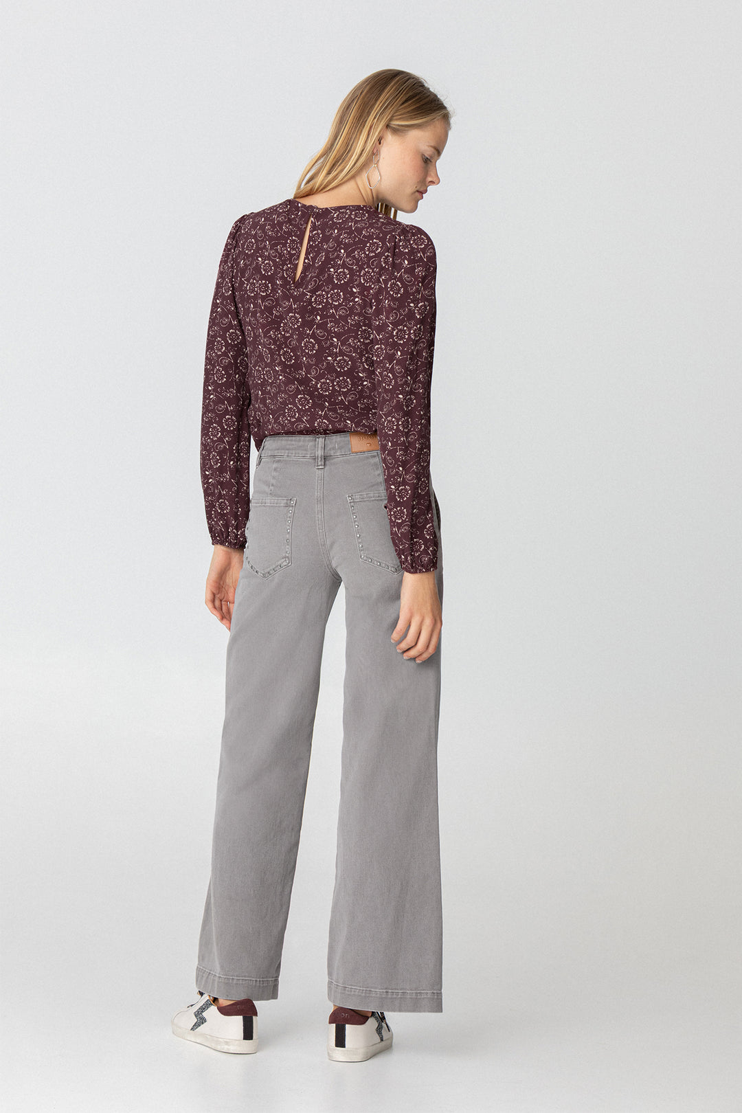 CULOTTE JEANS WITH STUDDED POCKET
