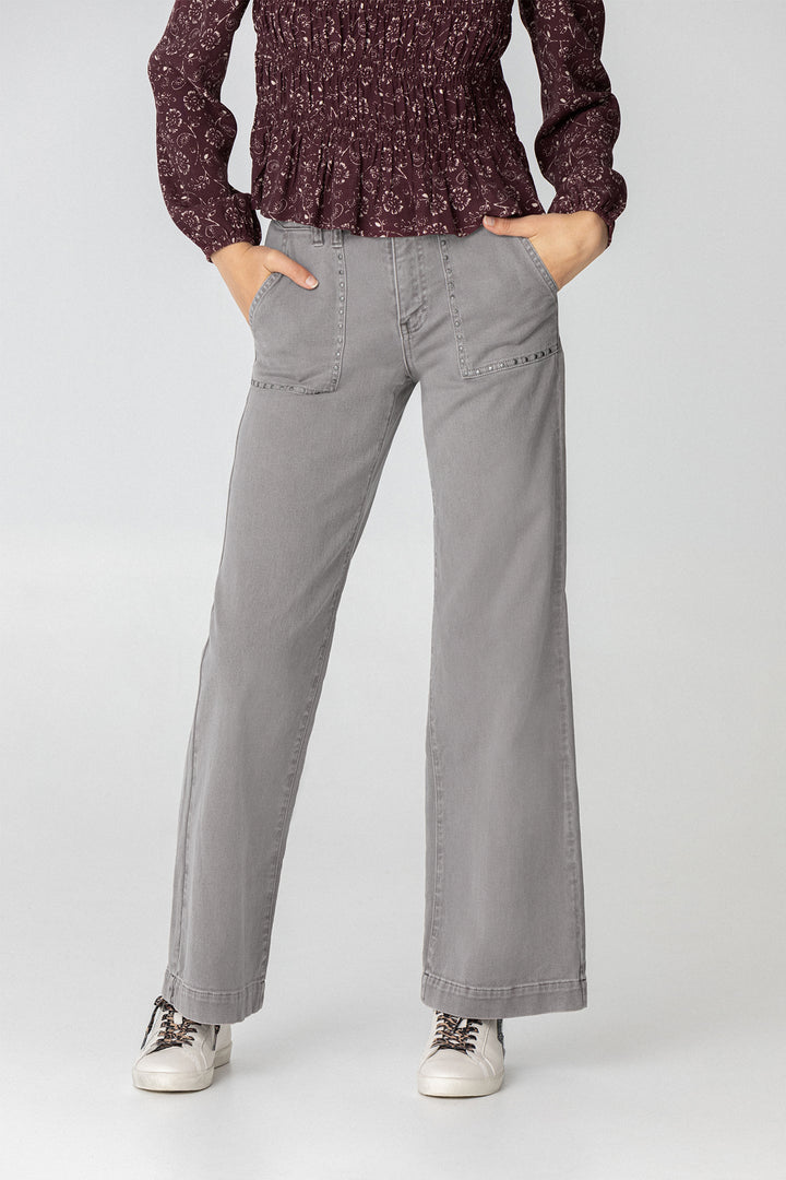 CULOTTE JEANS WITH STUDDED POCKET