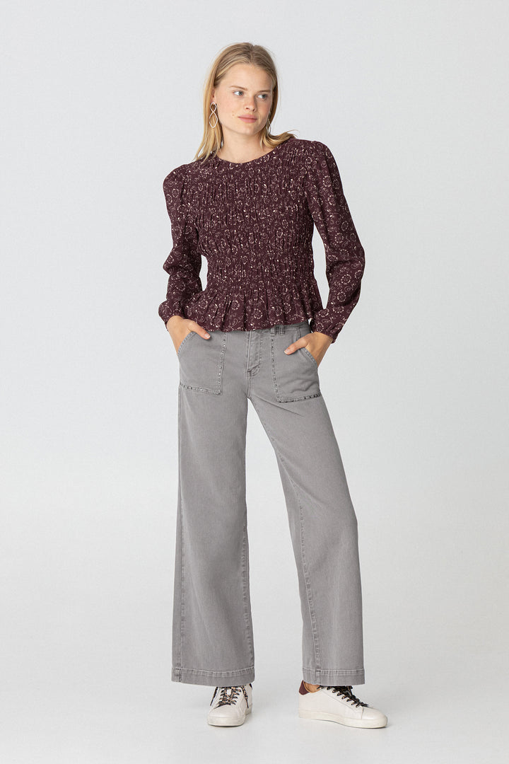 CULOTTE JEANS WITH STUDDED POCKET