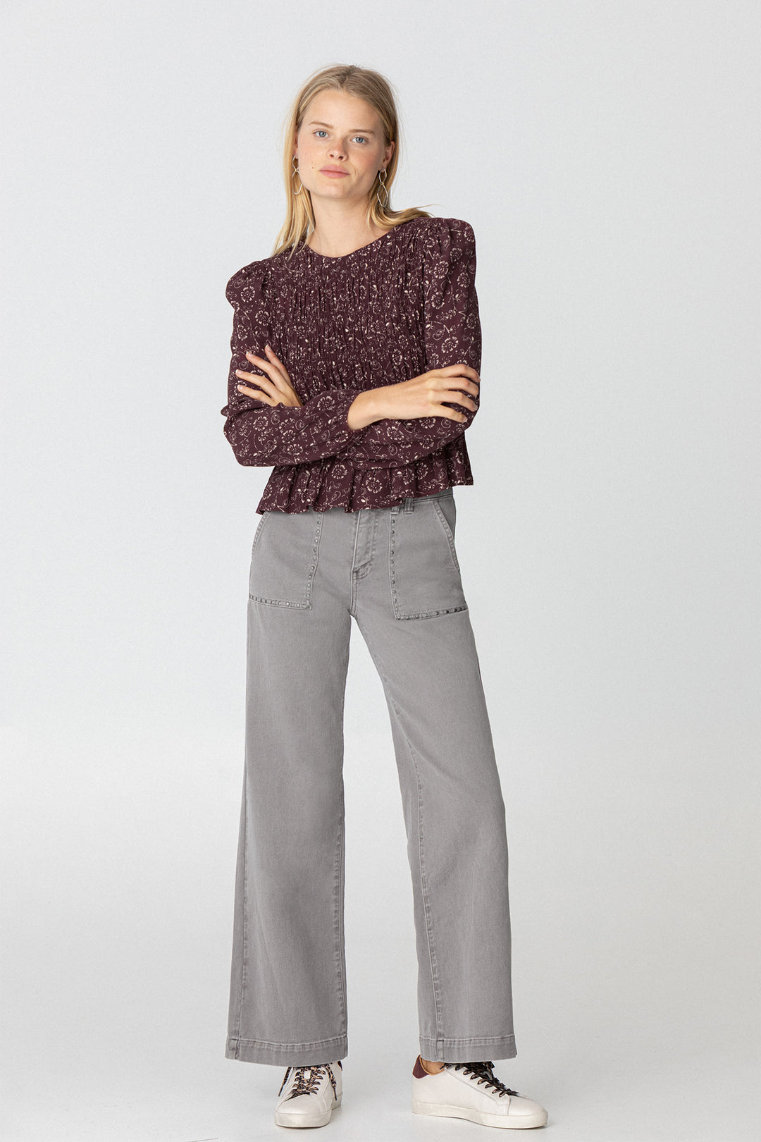 CULOTTE JEANS WITH STUDDED POCKET