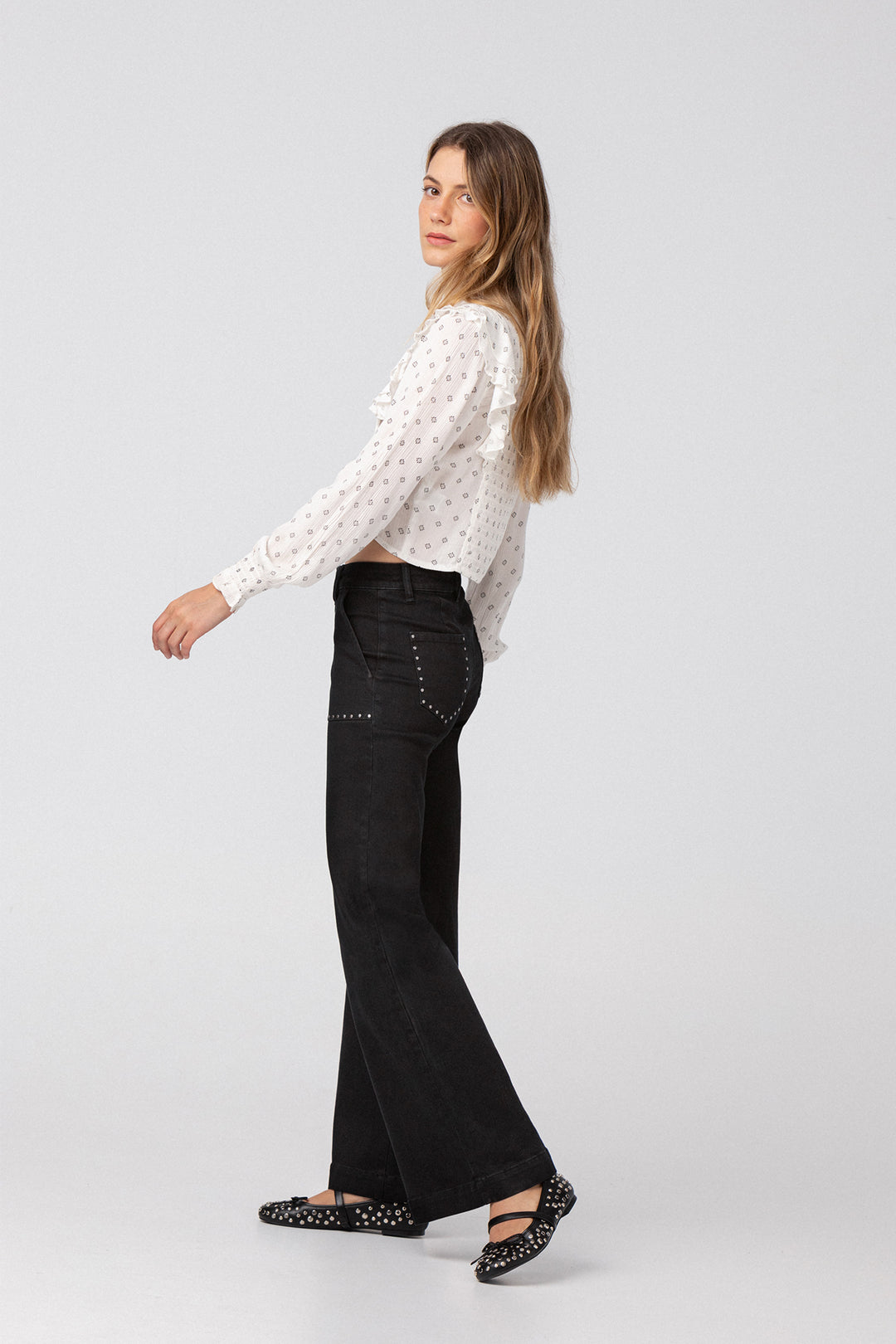 CULOTTE JEANS WITH STUDDED POCKETS