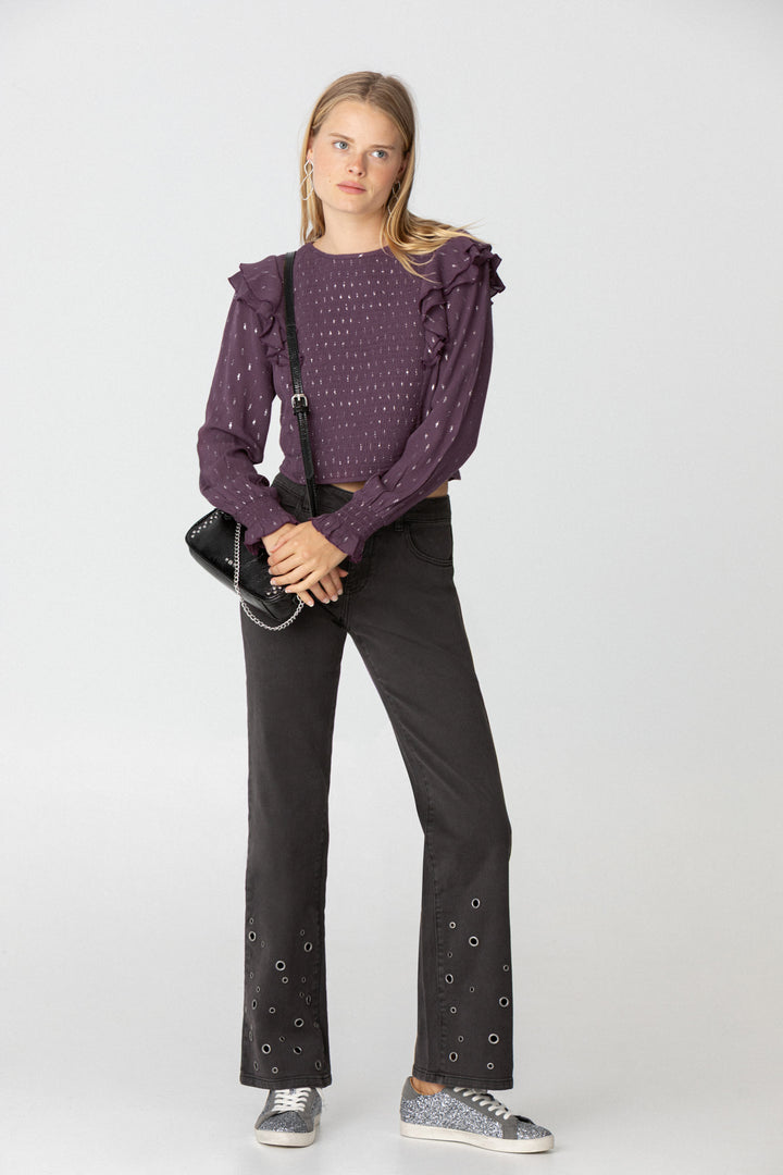 STRAIGHT EYELETS JEANS WITH LOWER ANGLES