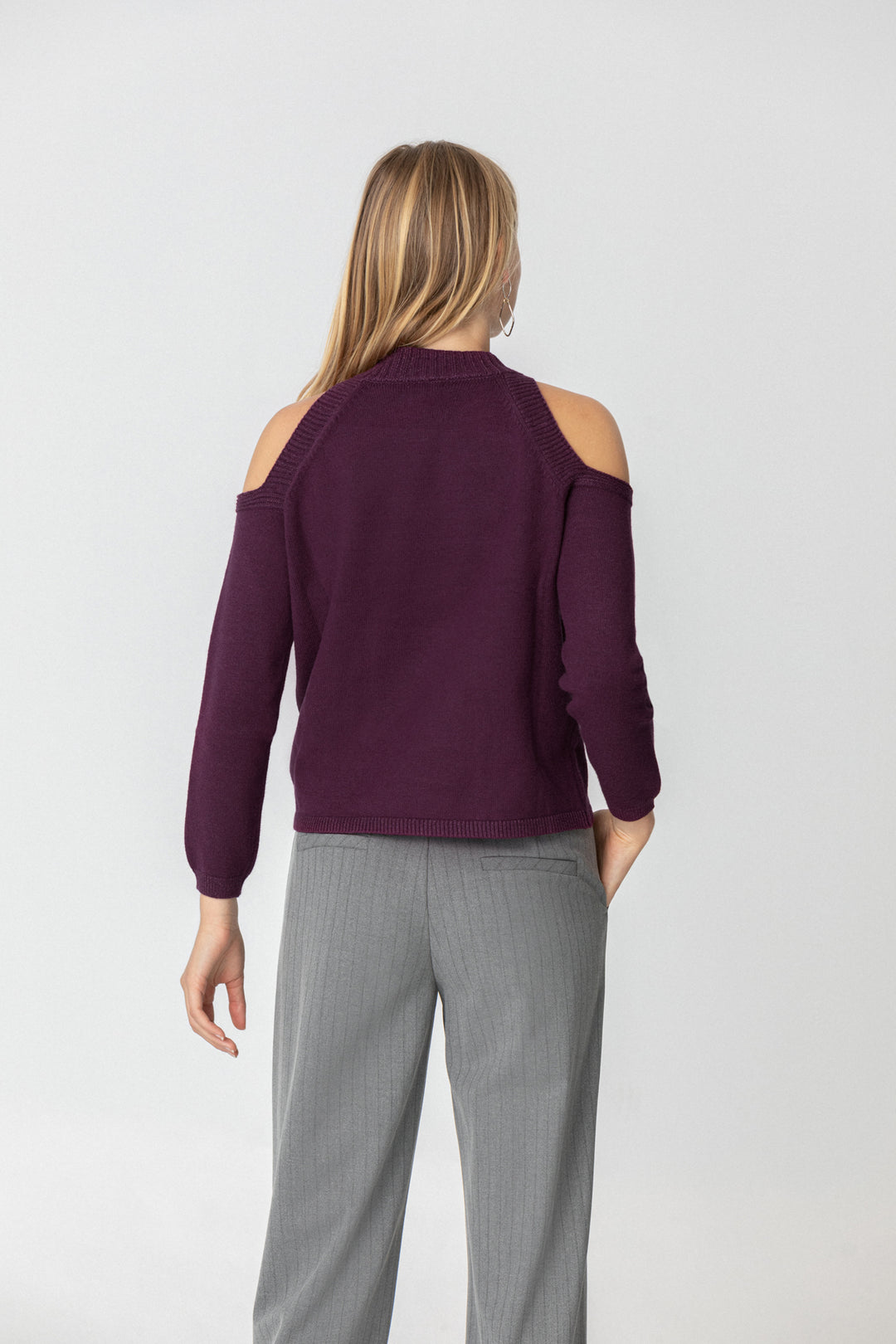 CAMISOLA COM ABERTURAS DE LUREX