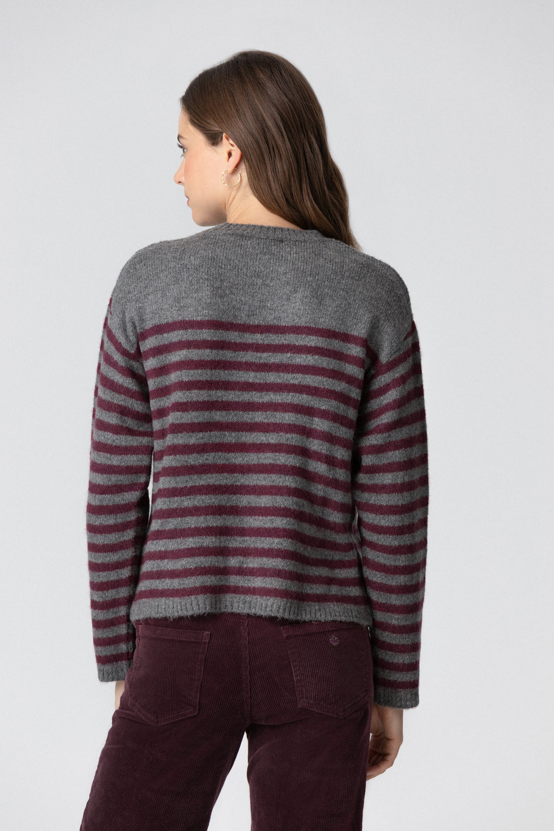 JERSEY COM GOLA BOXE LISTRADA