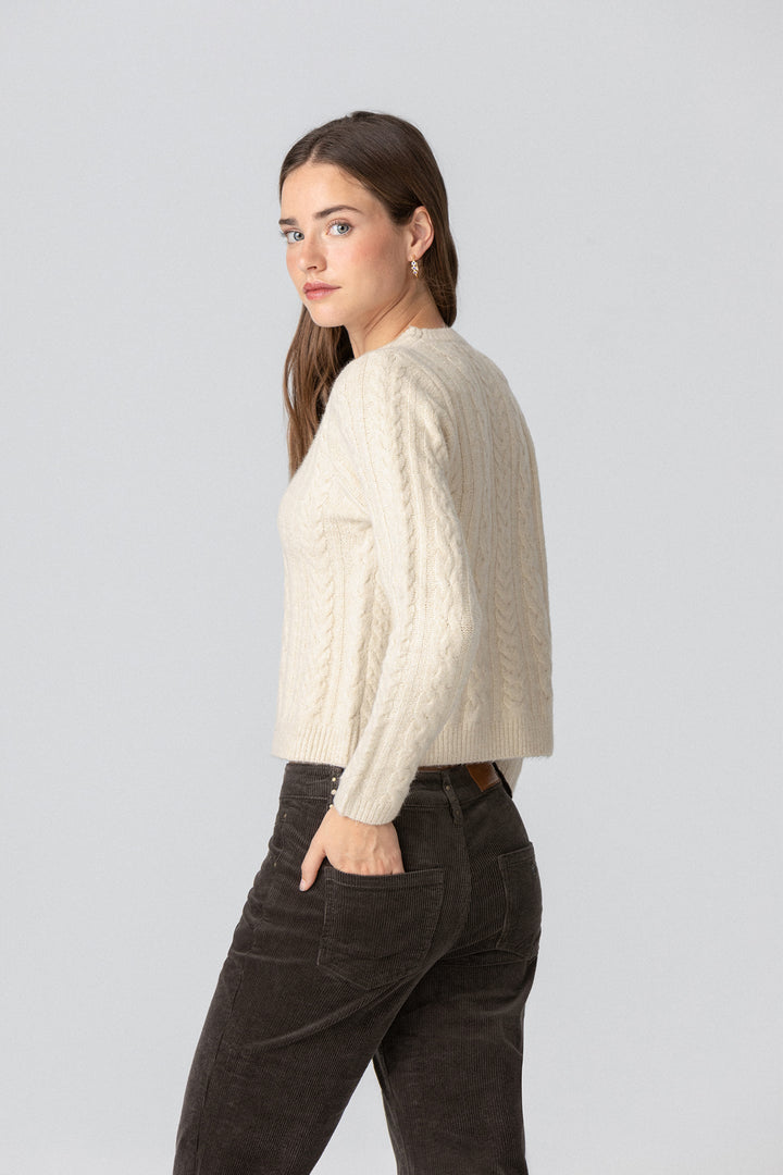 SWEATER DE GOLA BOX COM TRANÇA