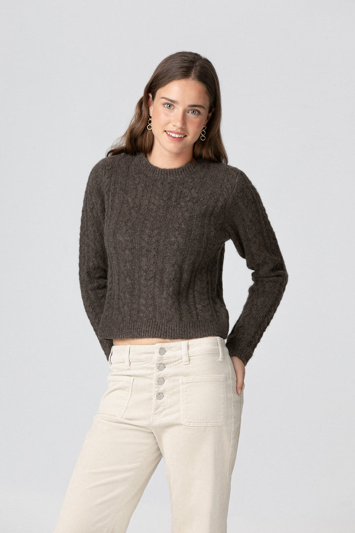 SWEATER DE GOLA BOX COM TRANÇA