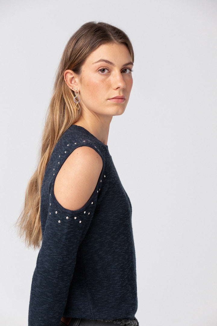 BLUSA DE JERSEY COM ABERTURAS COM TAPETES