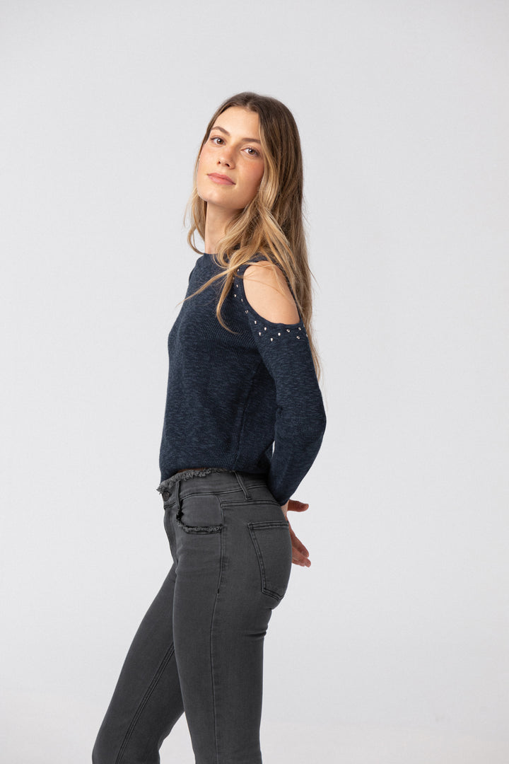 BLUSA DE JERSEY COM ABERTURAS COM TAPETES