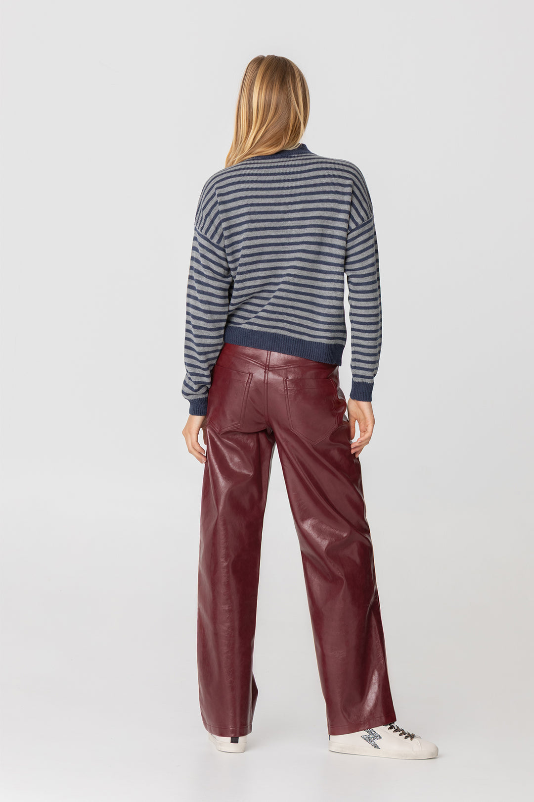 PANTALON RECTO EFECTO PIEL