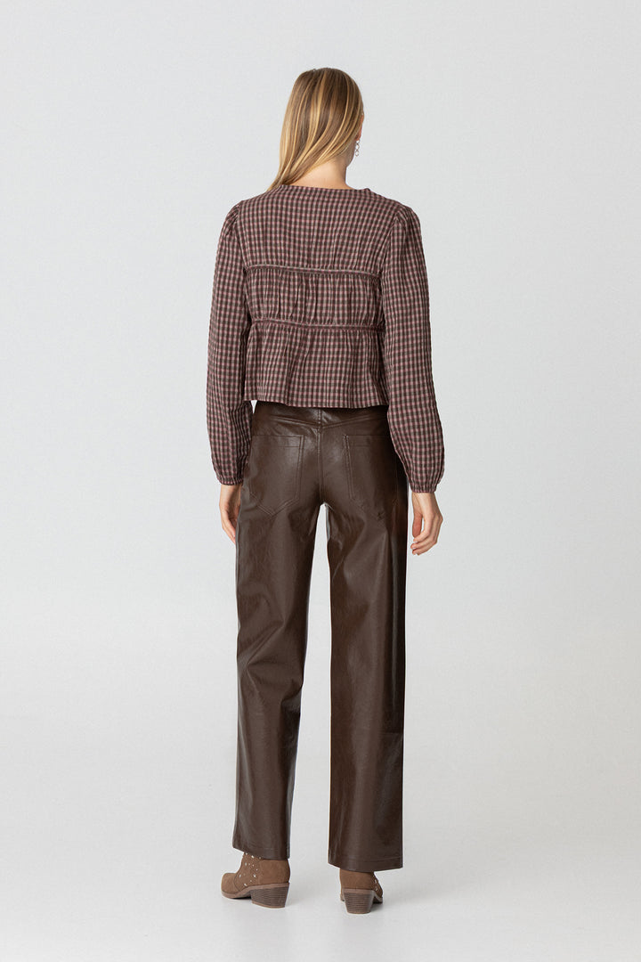 PANTALON RECTO EFECTO PIEL