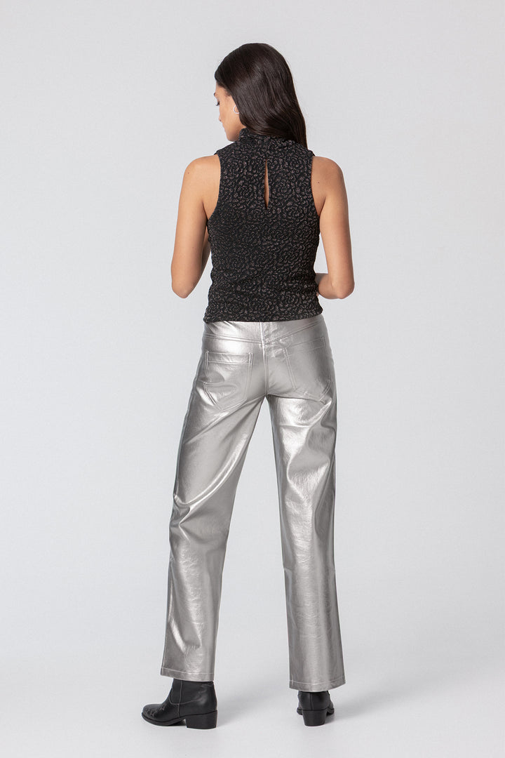 PANTALON RECTO EFECTO PIEL