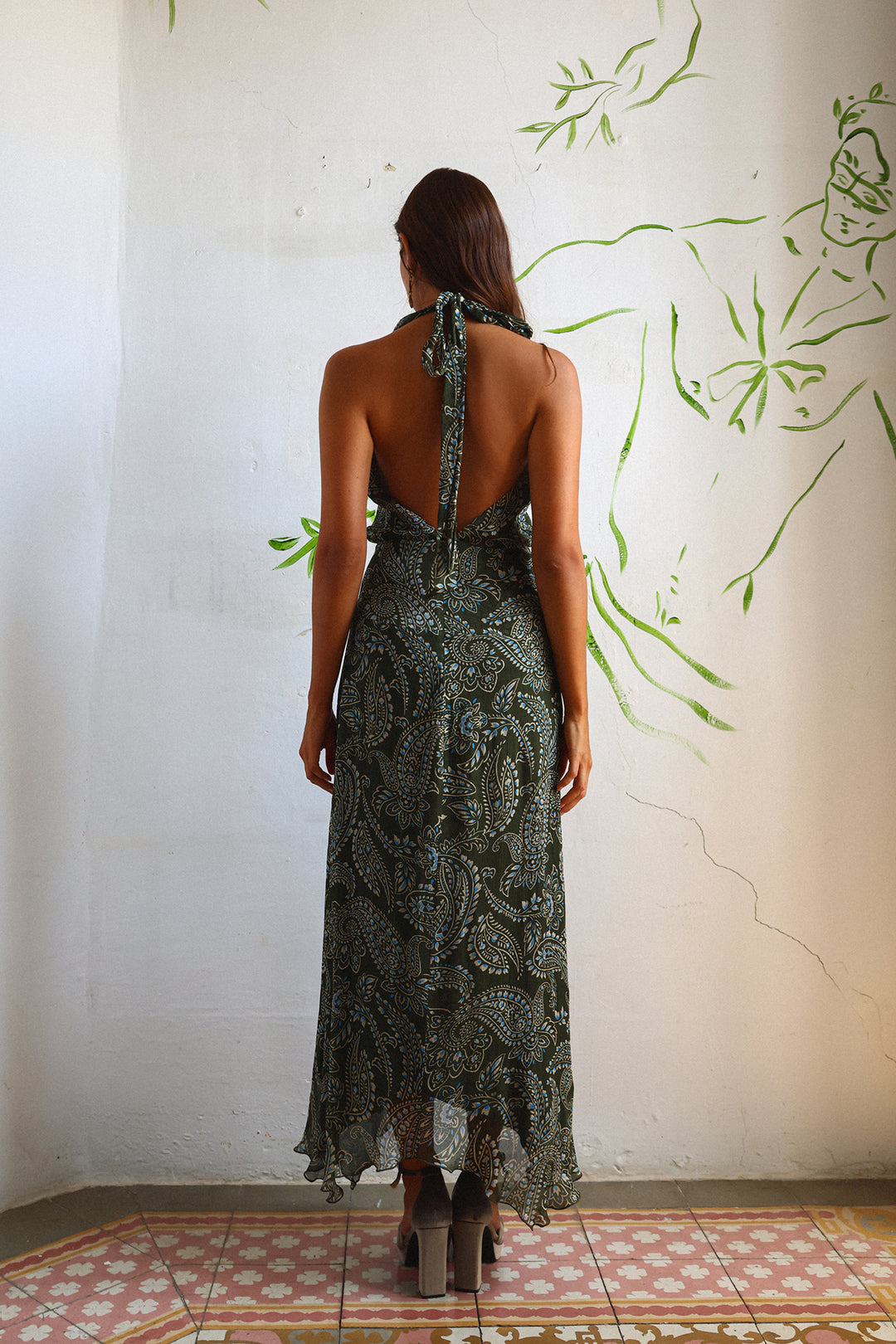 VESTIDO MIDI HALTER ROUS