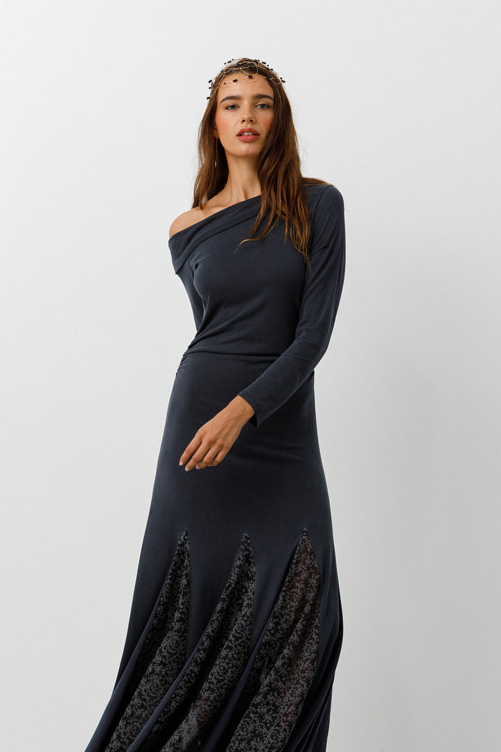 VESTIDO MIDI PUNTO GODETS GOA