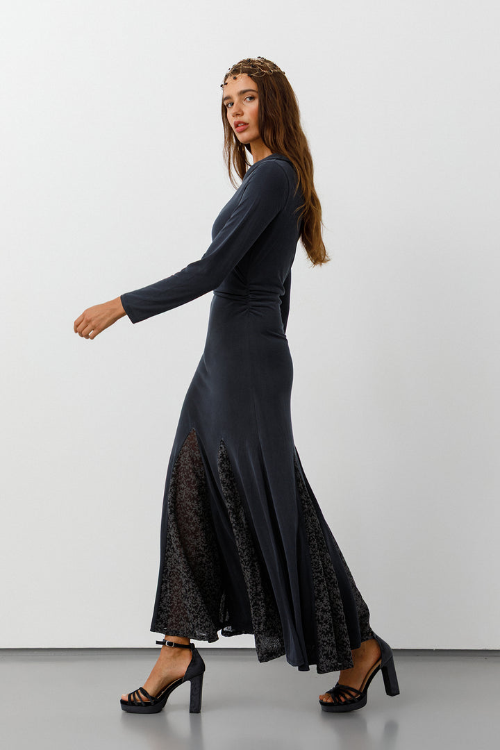 VESTIDO MIDI PUNTO GODETS GOA