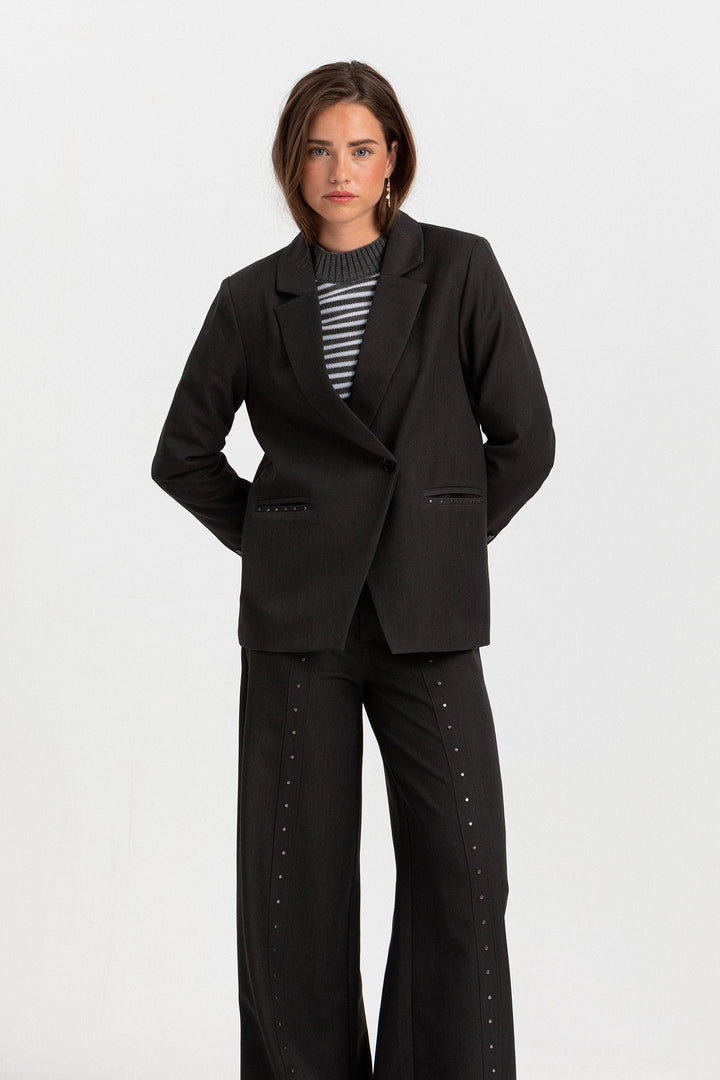BLAZER DETALLE TACHAS
