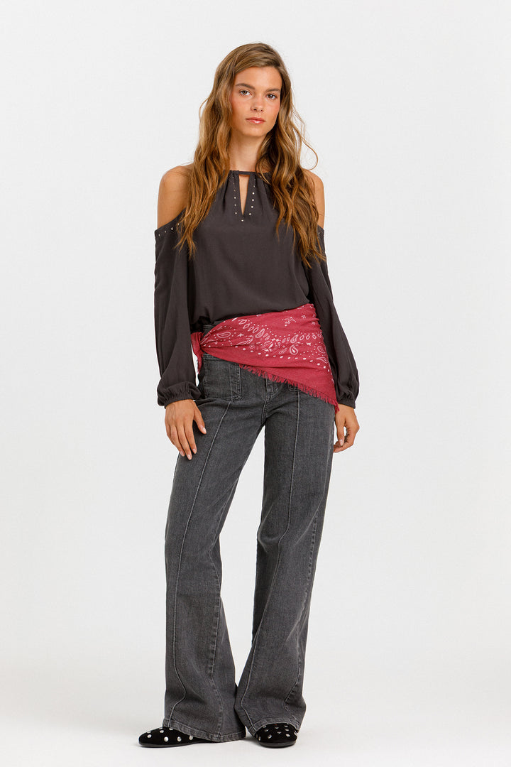 TOP WITH CUT-OUTS AND STUDS