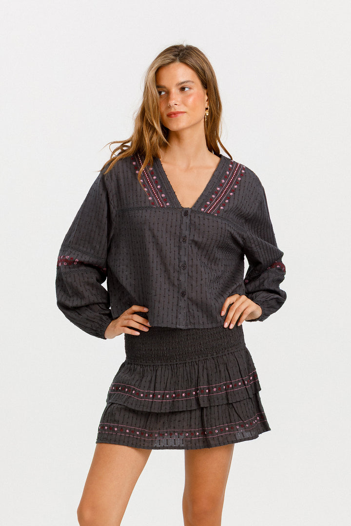 BLUSA BORDADA ENTREDOS