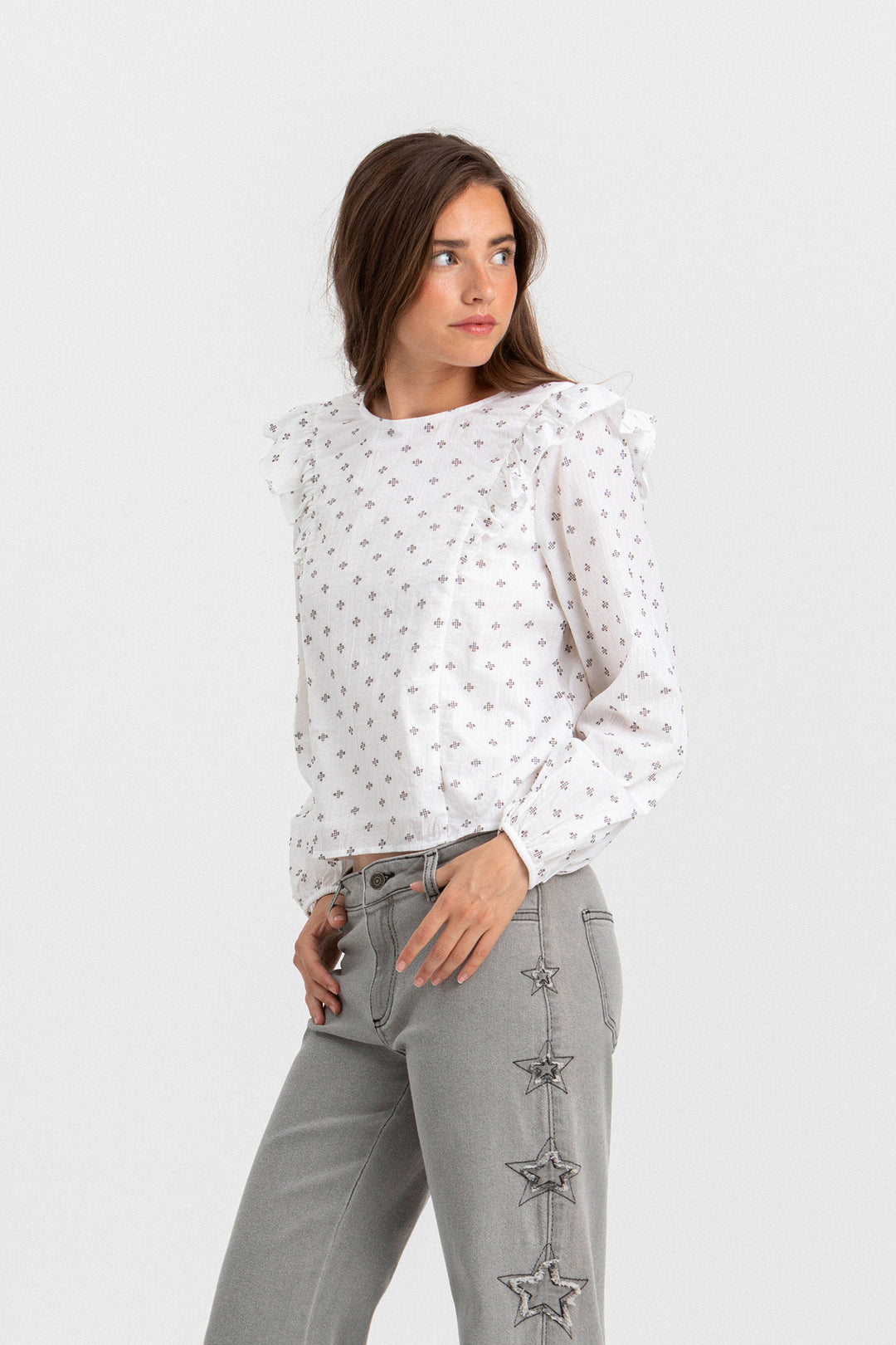 BLUSA BORDADA VOLANTES