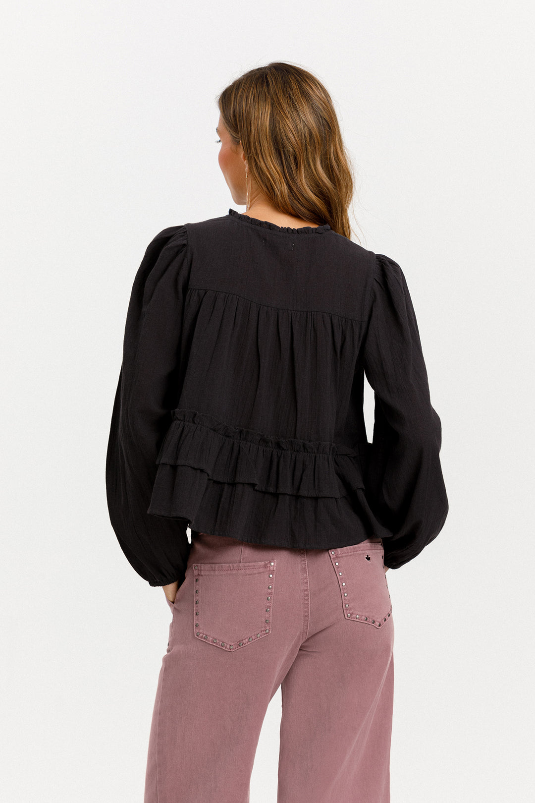 BLUSA DETALLE DOBLE VOLANTE